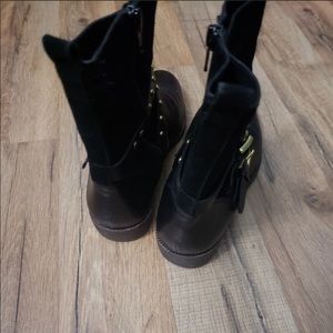 Coach boots size 6.5